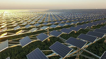 The first "photovoltaic+energy storage" ground photovoltaic project in Qinghai Oilfield generates over 10000 kWh of electricity per day